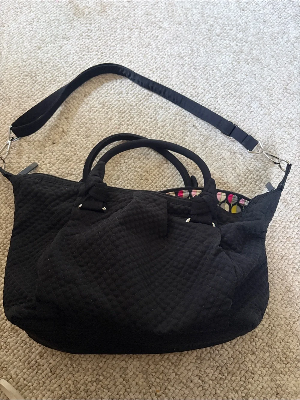 Vera Bradley closure vera